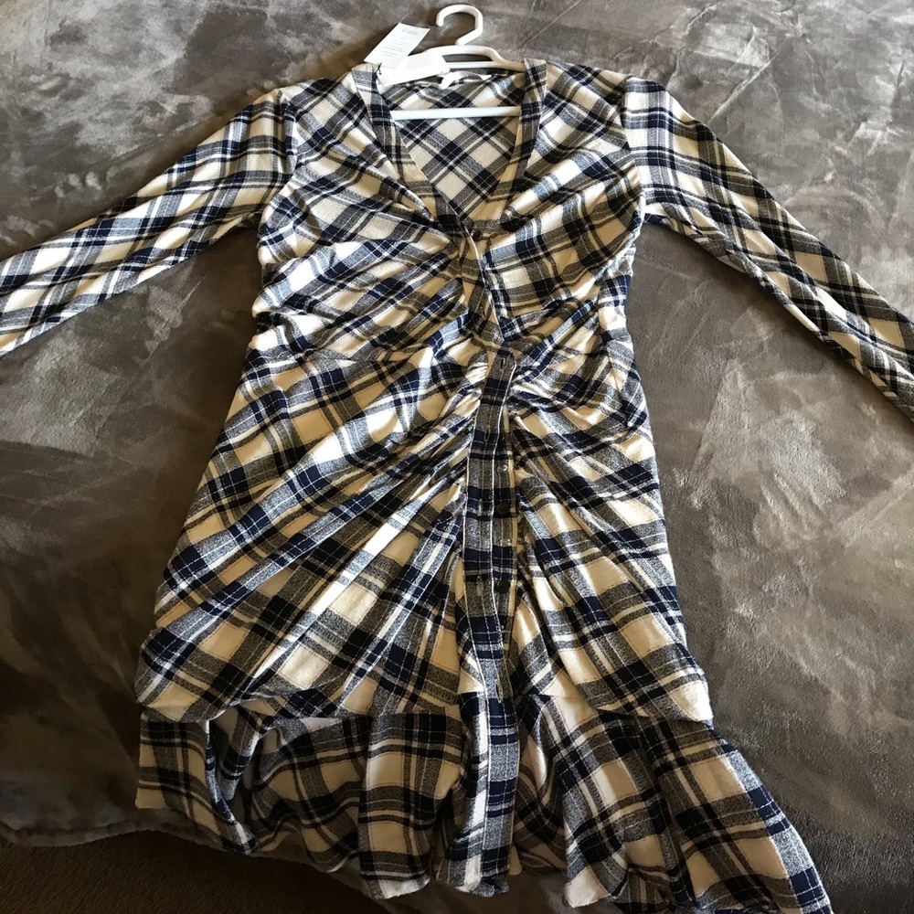 Veronica Beard twist hem Midi